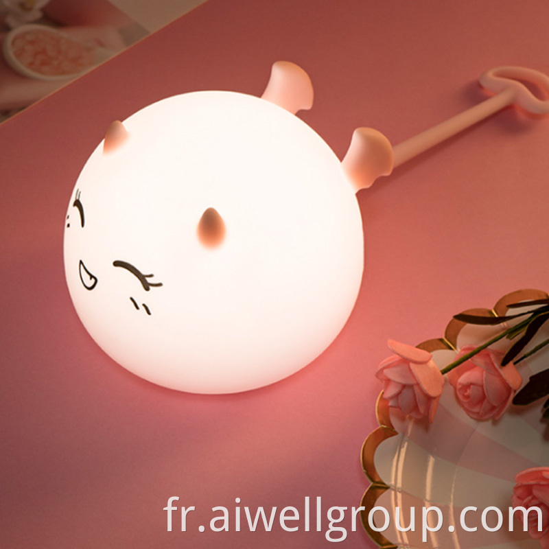 Silicone babies lamp